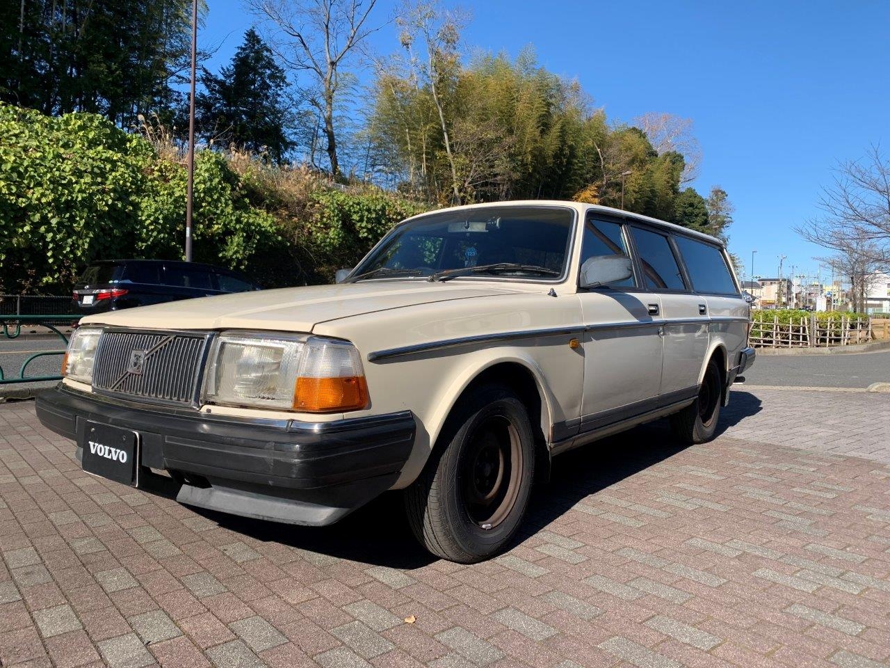 ボルボ　240GLワゴン　1990年モデル
