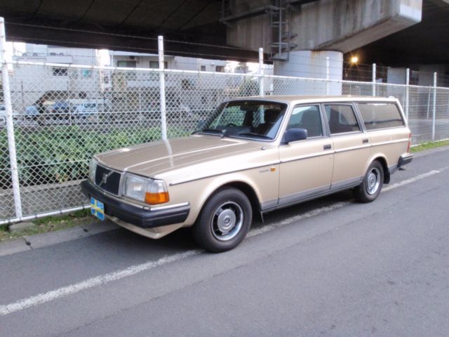 ボルボ　240GL の画像1