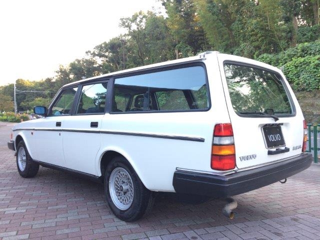 ボルボ 240GL エステート 1988年式 LHD 　画像04