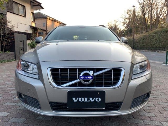 ボルボ　Ｖ70　2.5ＬＥ　2011年モデル　画像05