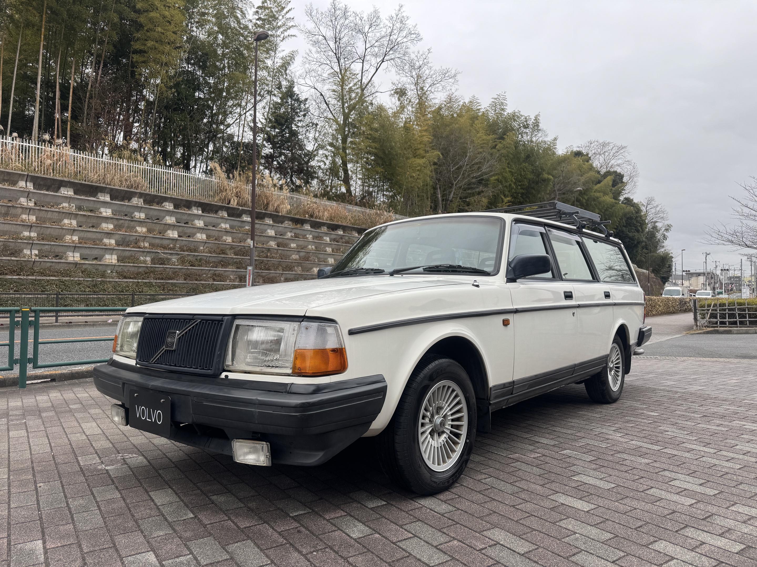 ボルボ 240GL | 中古車情報 | ボルボ（volvo）専門店の2nd Motors